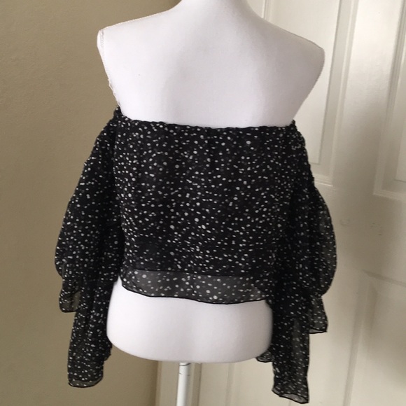 Bebe Polka Dot Off Shoulder Top Size Medium - Picture 6 of 8